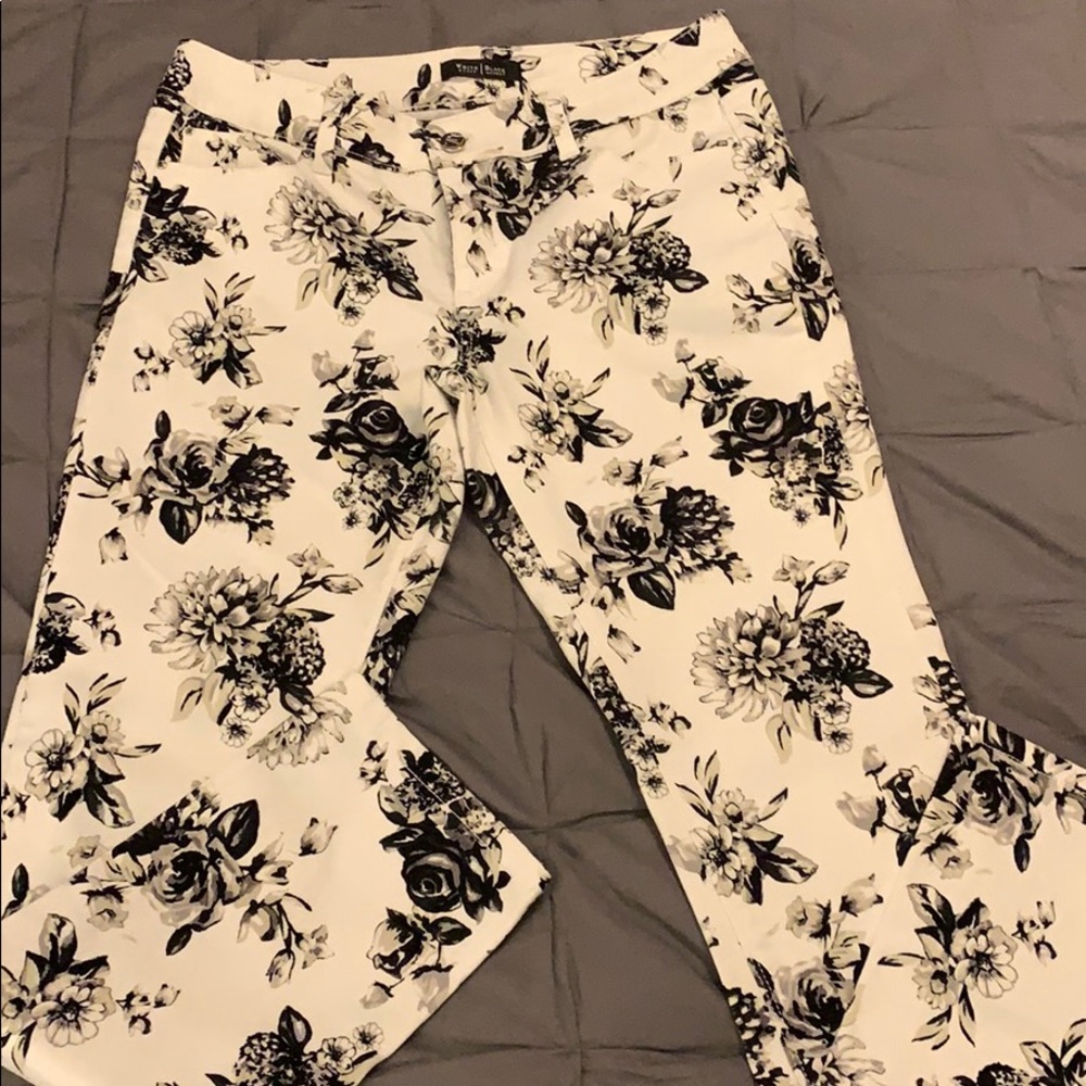 White House Black Market Floral Slim Ankle Jeans